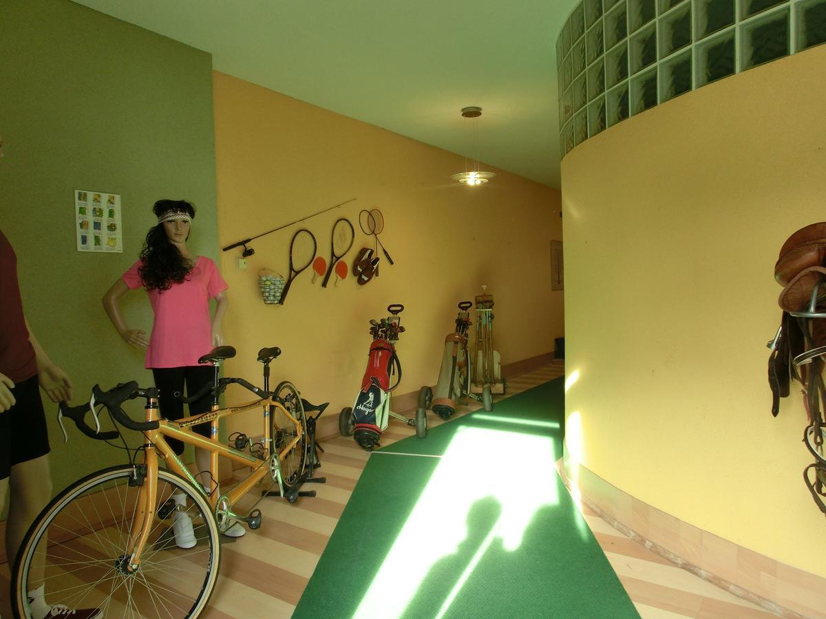 Domane Neu Gaarz Hostel 外观 照片