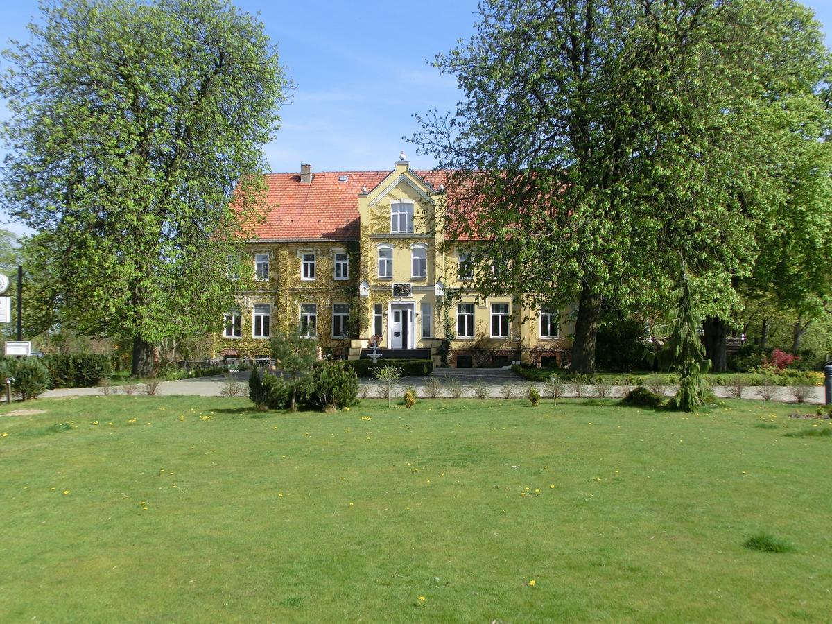 Domane Neu Gaarz Hostel 外观 照片