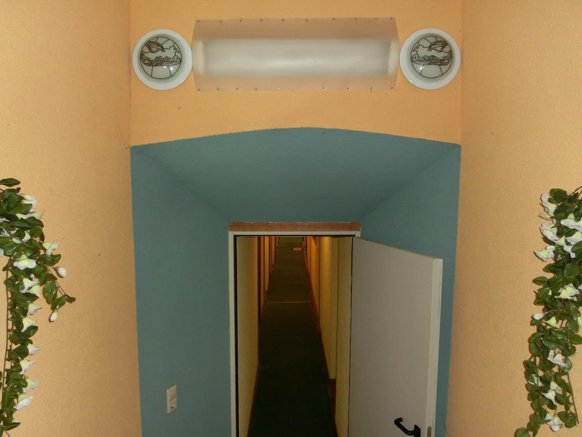 Domane Neu Gaarz Hostel 外观 照片